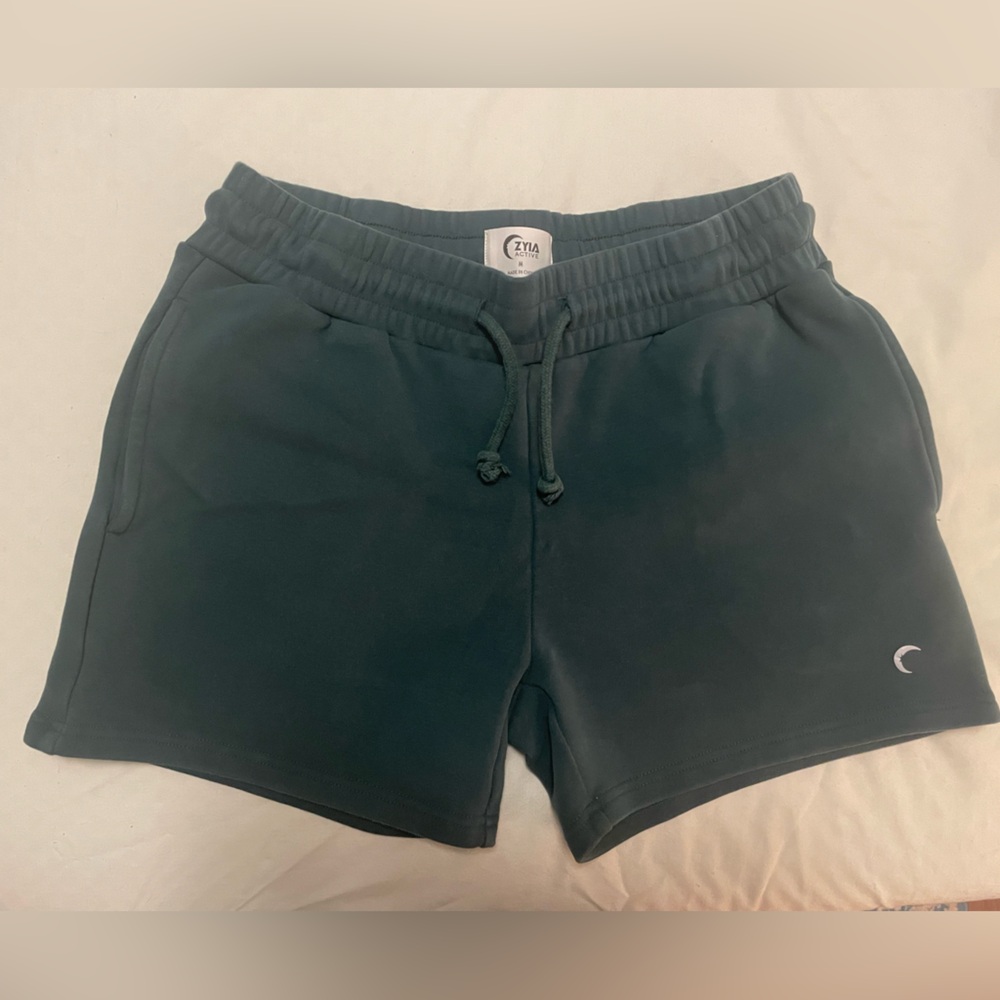 Zyia Pine Green Relaxation Sweat Shorts Sz M - Picture 6 of 8